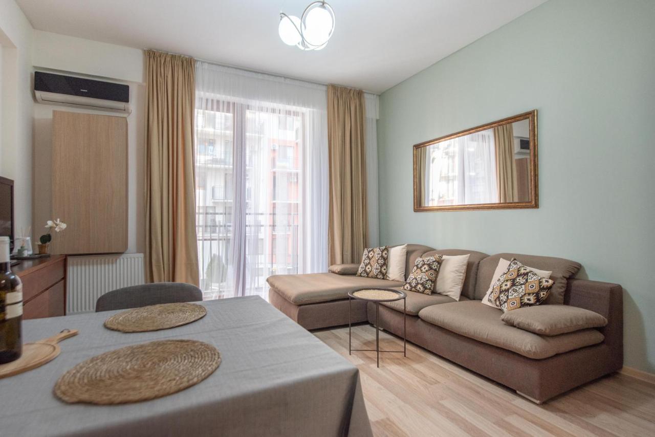 Gg Home - Cozy 2-Bedroom Apartment On Givi Kartozia Tbilissi Extérieur photo