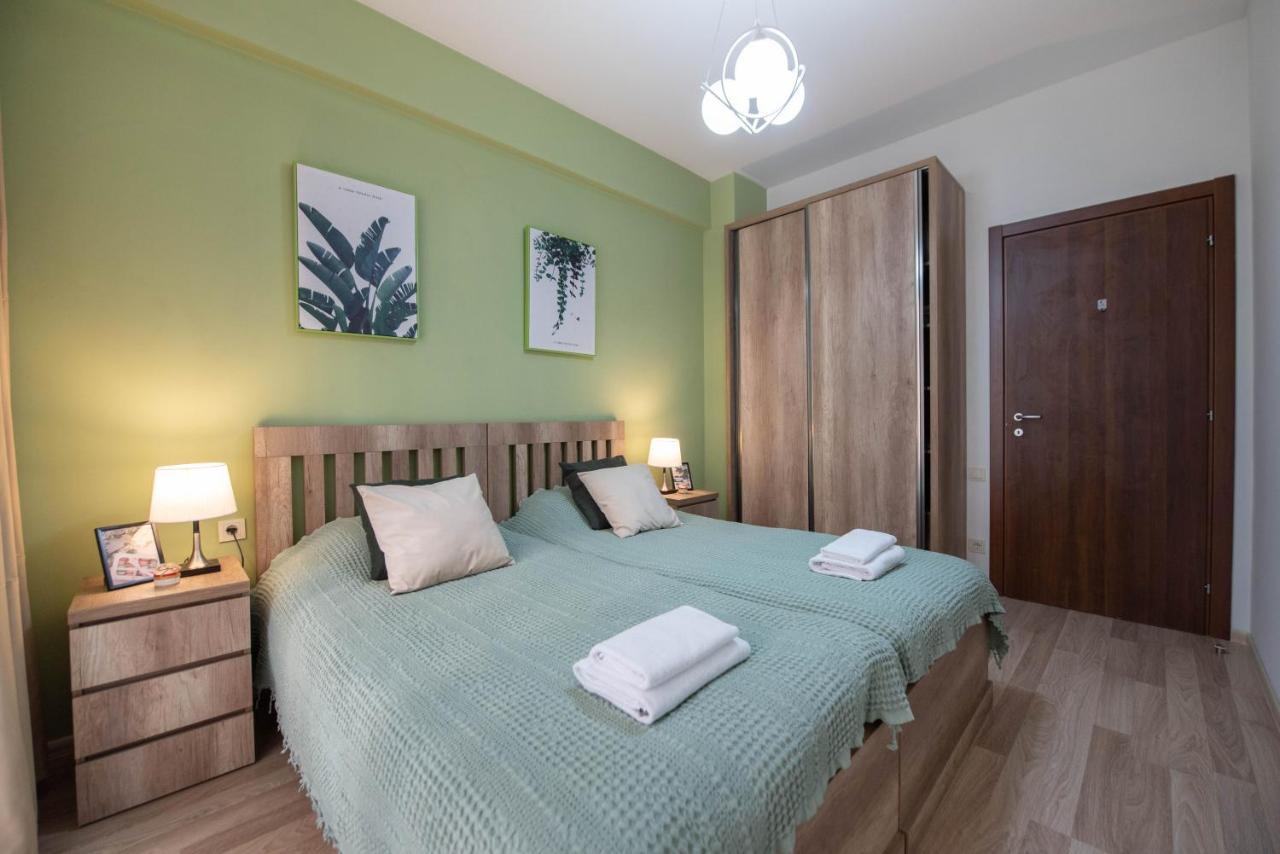 Gg Home - Cozy 2-Bedroom Apartment On Givi Kartozia Tbilissi Extérieur photo